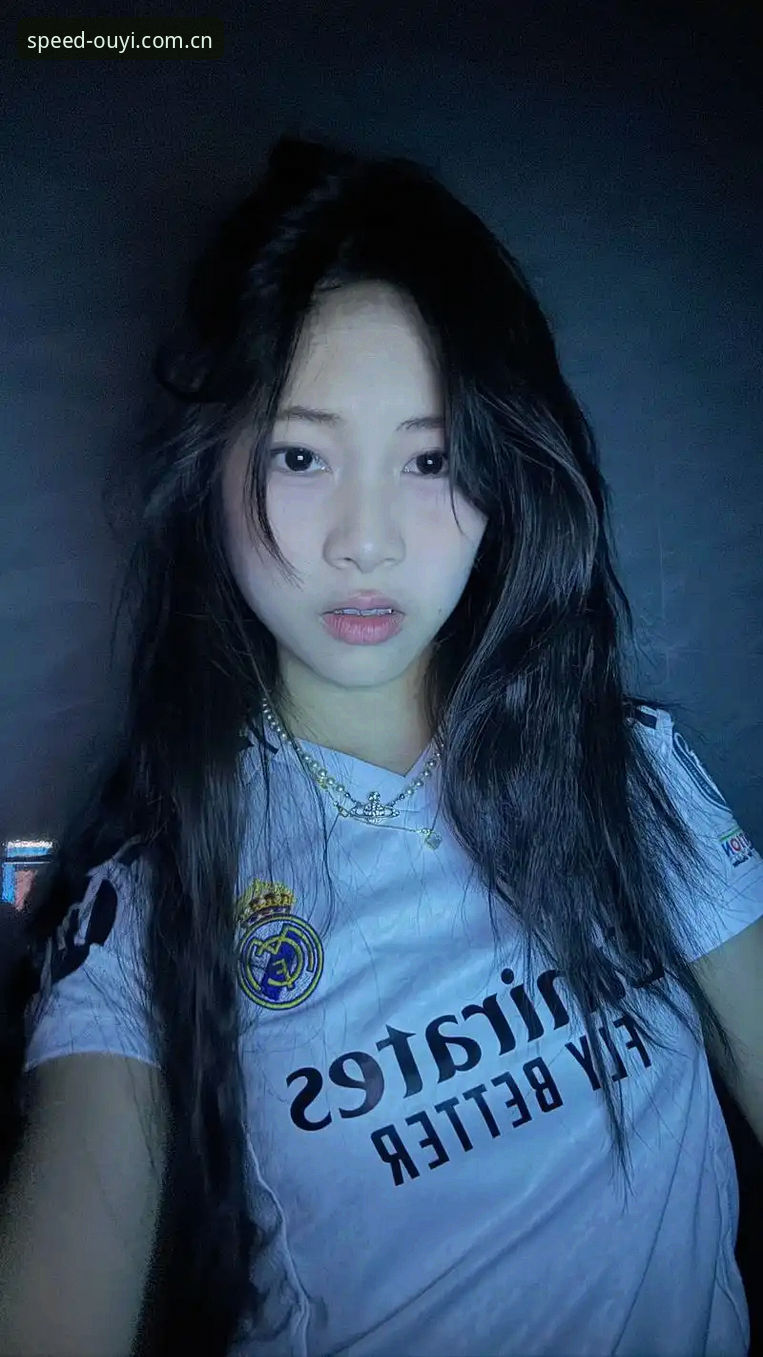 资深皇马球迷分享：西甲主席特瓦斯深度访谈中的那些“潜台词”与观赛体验